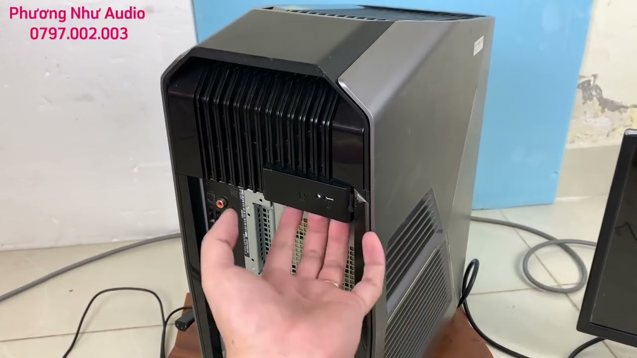 Đã bán.Dell Alienware R8 i7-9700/64G/256G + 2T, card rời Nvidia Geforce GTX-2060