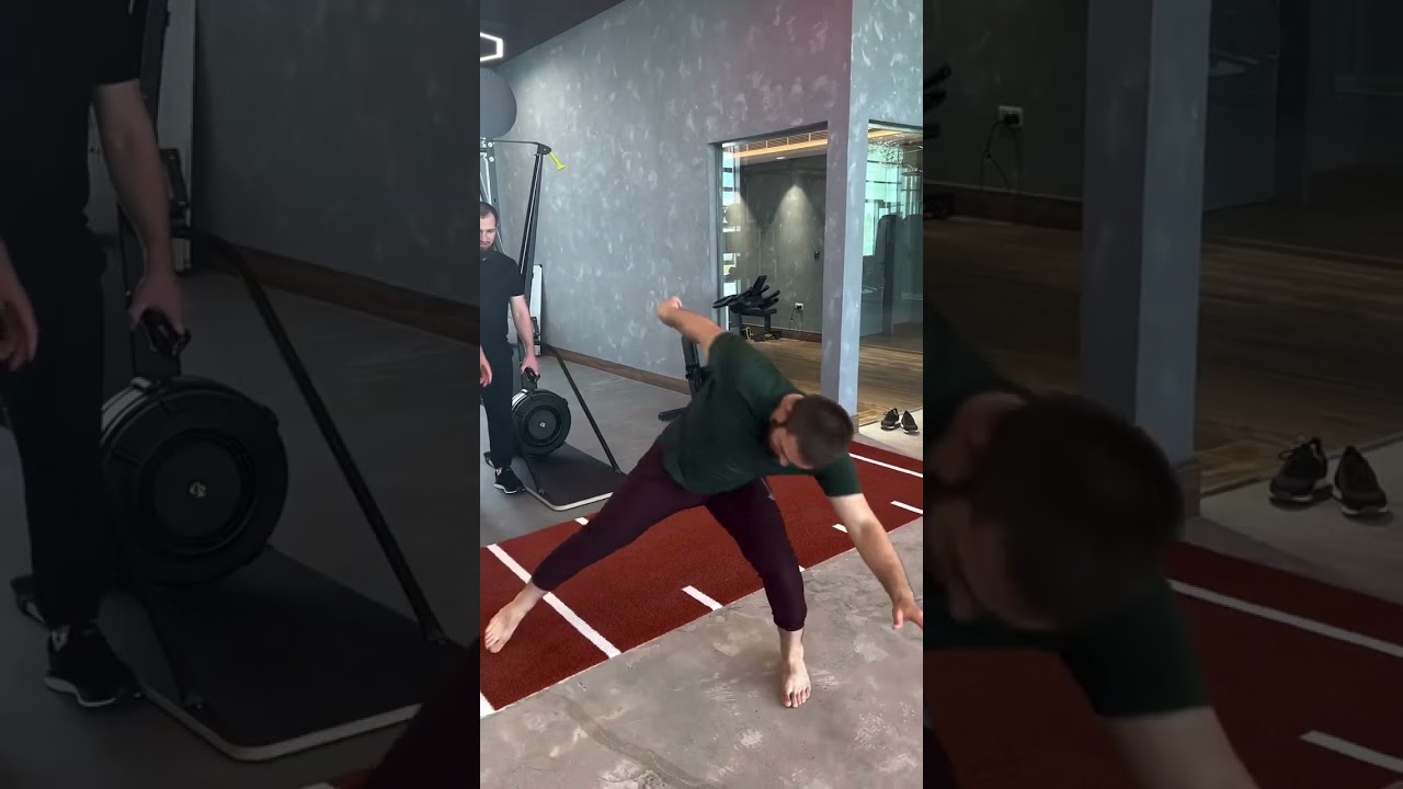 Хабиб судит поединок с Усманом Нурмагомедовым