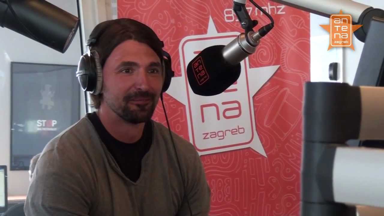 Goran Ivanišević s Barbarom Kolar o razbijanju reketa | Antena Zagreb 2013