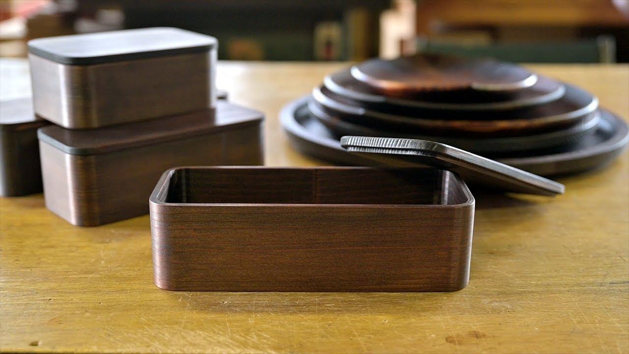 How to make a lacquered wooden lunch box. Cedar products, Craftsman. 漆塗りの弁当箱ができるまで－杉の木クラフト・糸島の木工職人