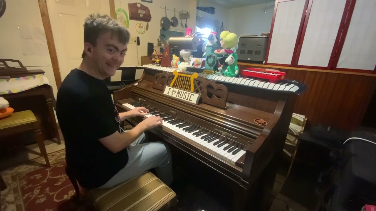In my heart will rings a melody🎶❤️ 🎹