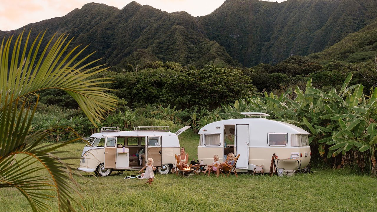 4 Years Living on the Road with our 3 Kids in an old VW (Day in the Life HAWAII)