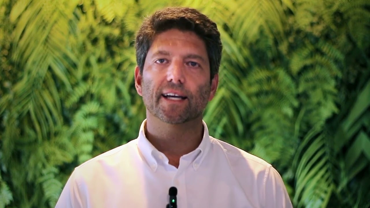 video apresenta&ccedil;&atilde;o Comerc Fundador Cristopher Vlavianos e Ceo Andr&eacute; Dorf