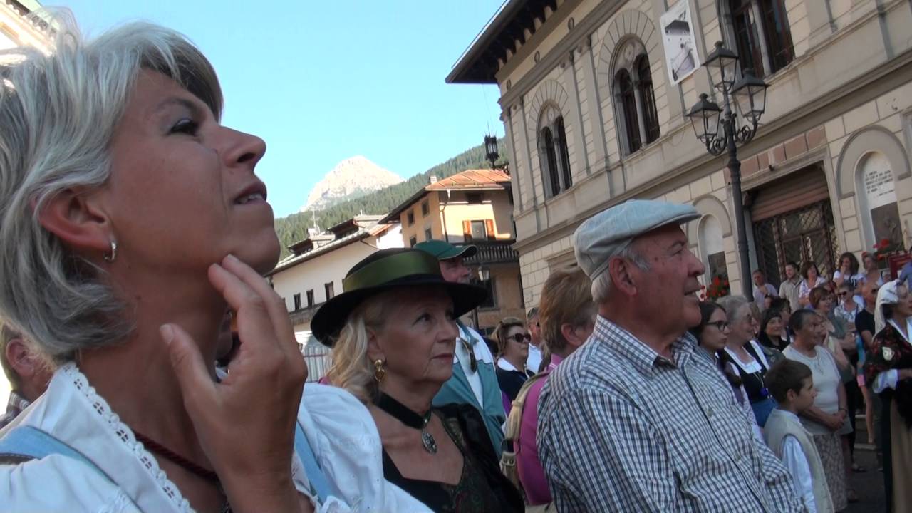 Il Gruppo dei Legar e la festa dei costumi di una volta in Comelico