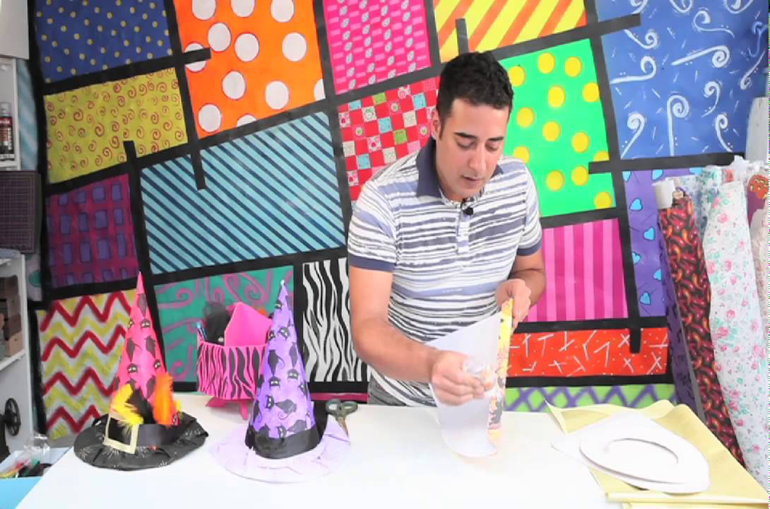Passo a passo - Chapéu de Bruxa na Decoração Halloween com TNT Estampado