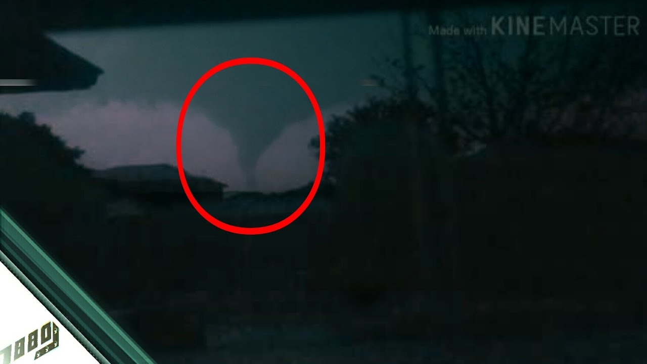 TORNADO SPOTTED IN FORT WORTH TX with creepy sirens and hail