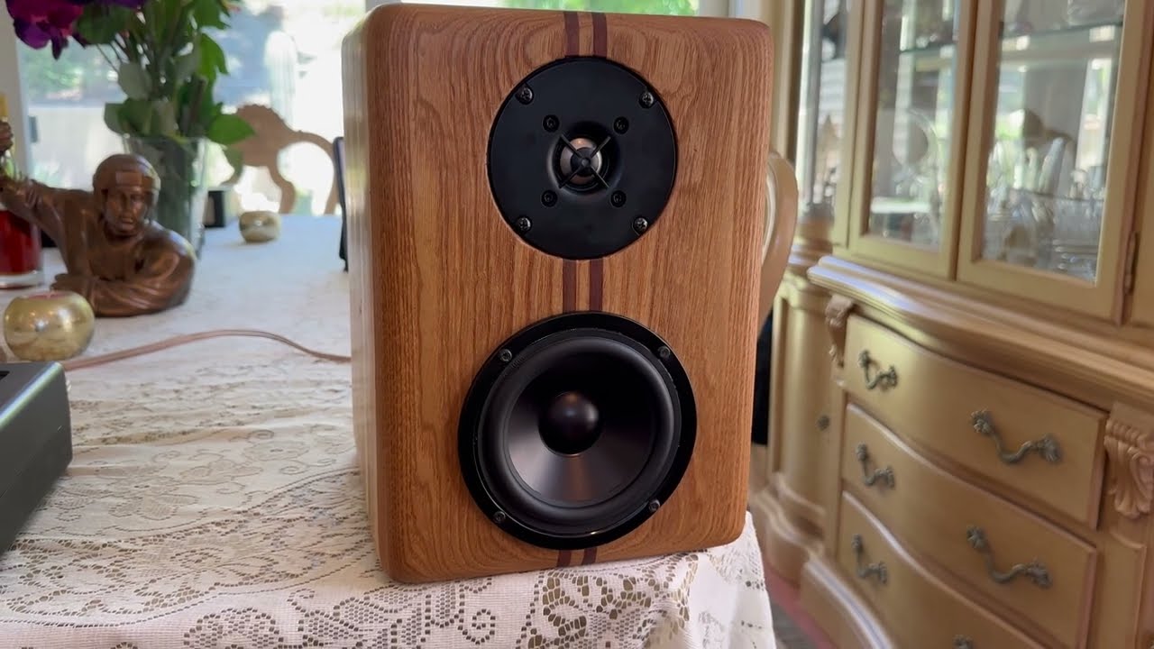 DIY Speakers in Maple and Elm