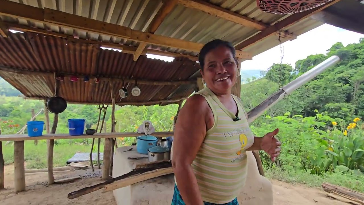 # fui a conocer la casa de martita aquí en #Honduras