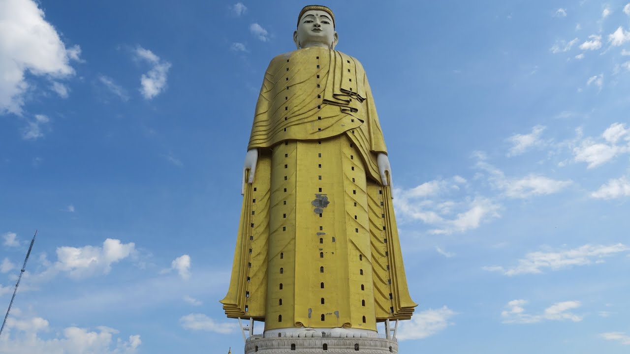 The Giant Standing Buddha (Lay Kyun Sae' Kyar Muni) in Monywa, Myanmar
