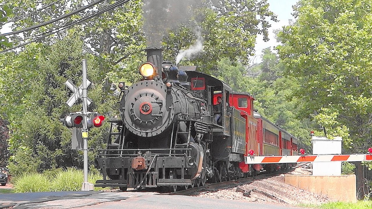 Chasing the New Hope Railroad 