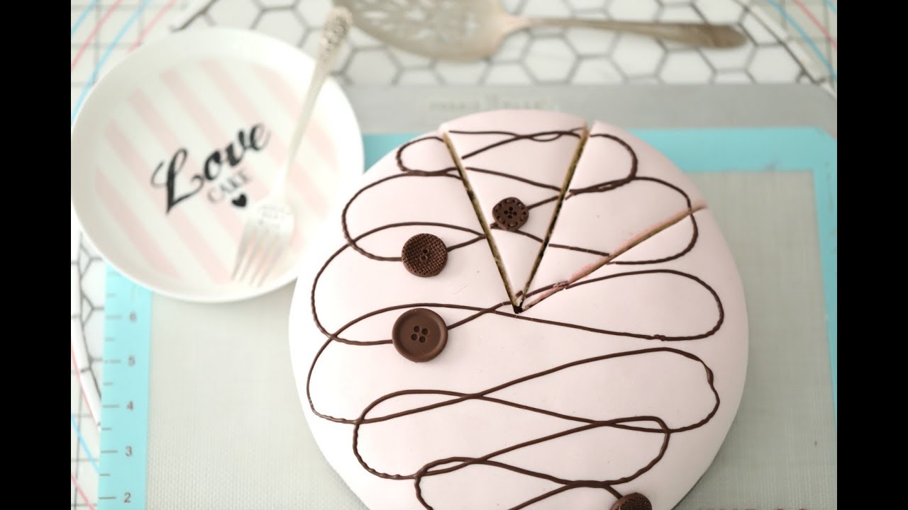 Classic Norwegian Walnut Cake