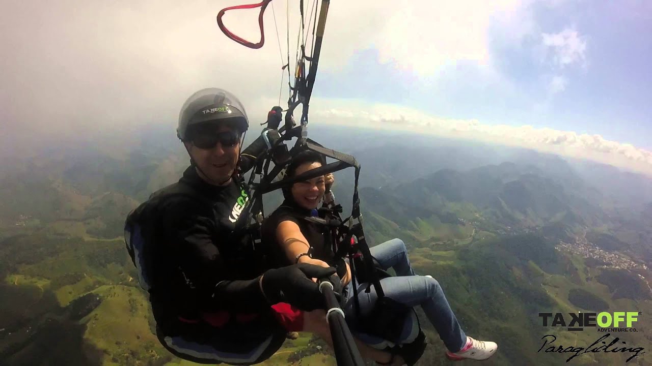 Voo Duplo de Parapente em Alfredo Chaves Equipe Fora do Ar Paragliding