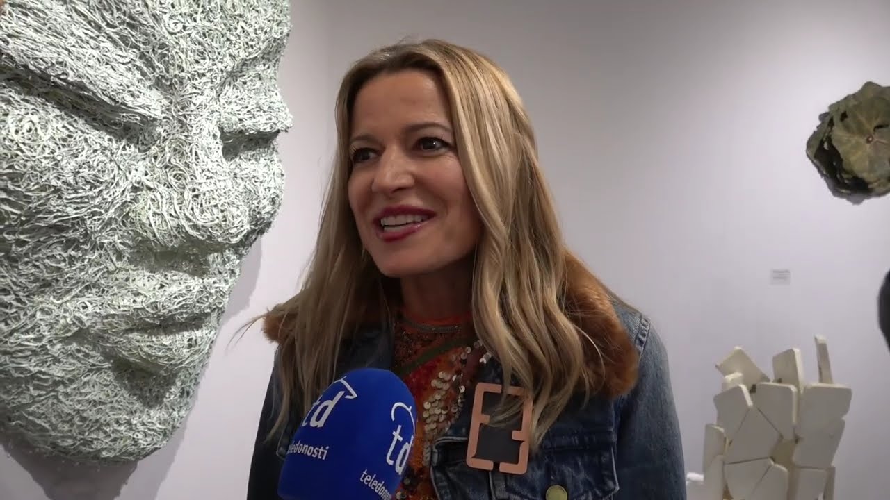 Versión de Arte I Escultoras aquí ahora
