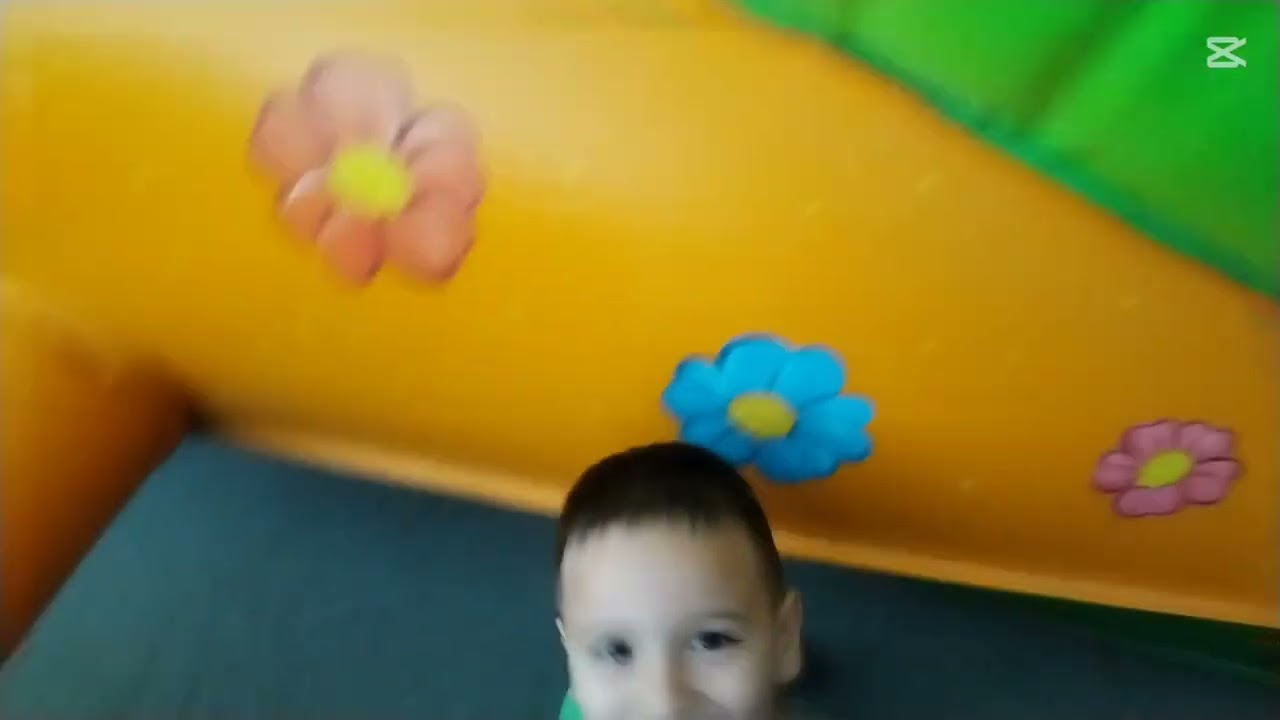 Egy kis j&aacute;tsz&aacute;s