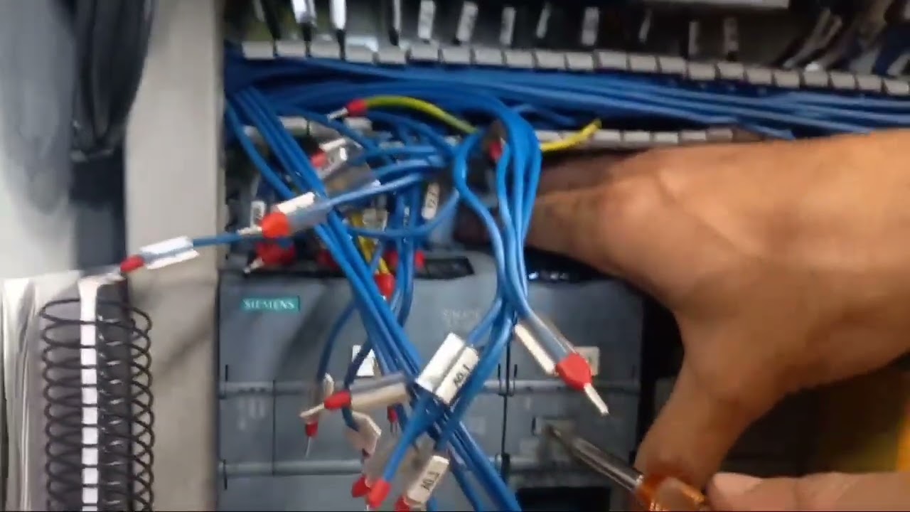 تفكيك وتركيب Montage et Démontage plc S71200