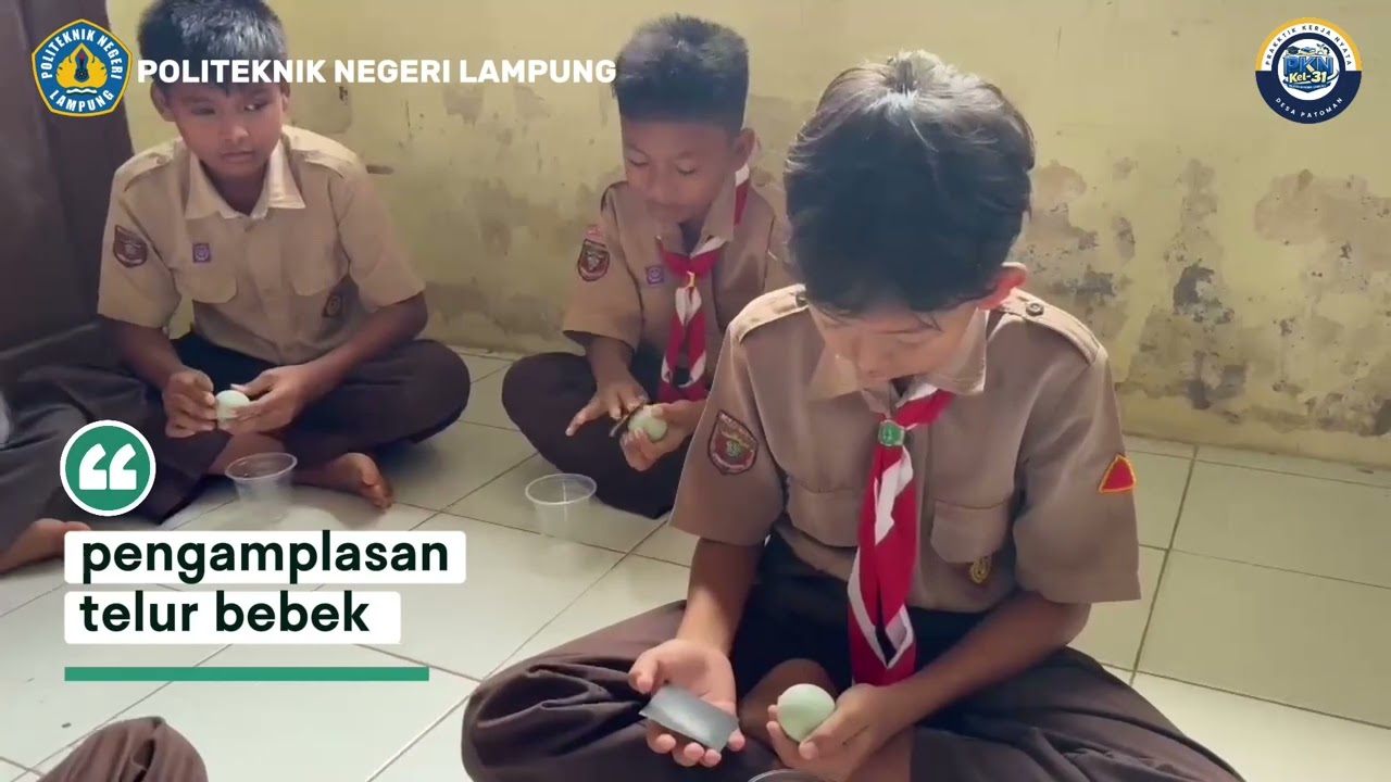 sosialisasi pembuatan telur asin SDN 02 PATOMAN 