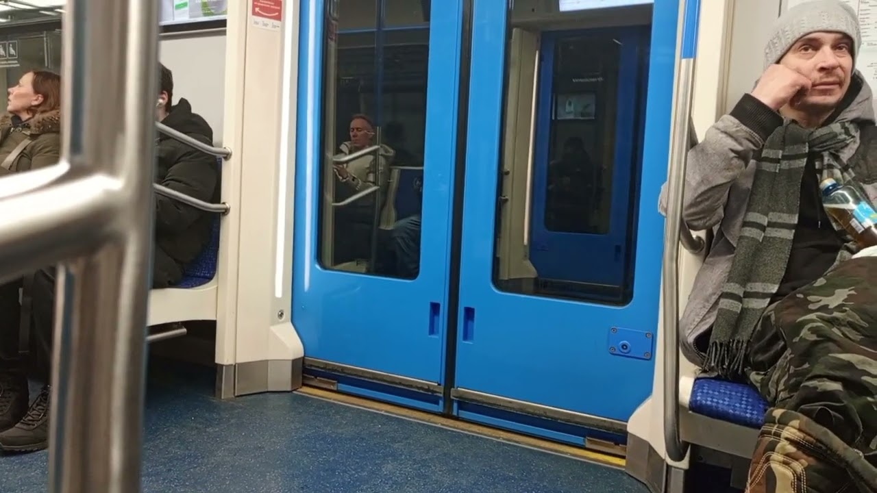 Поездка по КРЛ с выходом на каждой станции (Москва) (Медведково-Новоясеневская)