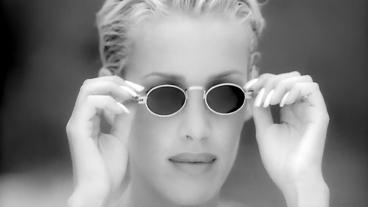 Ophélie Winter - Rien que pour lui (Version HD)