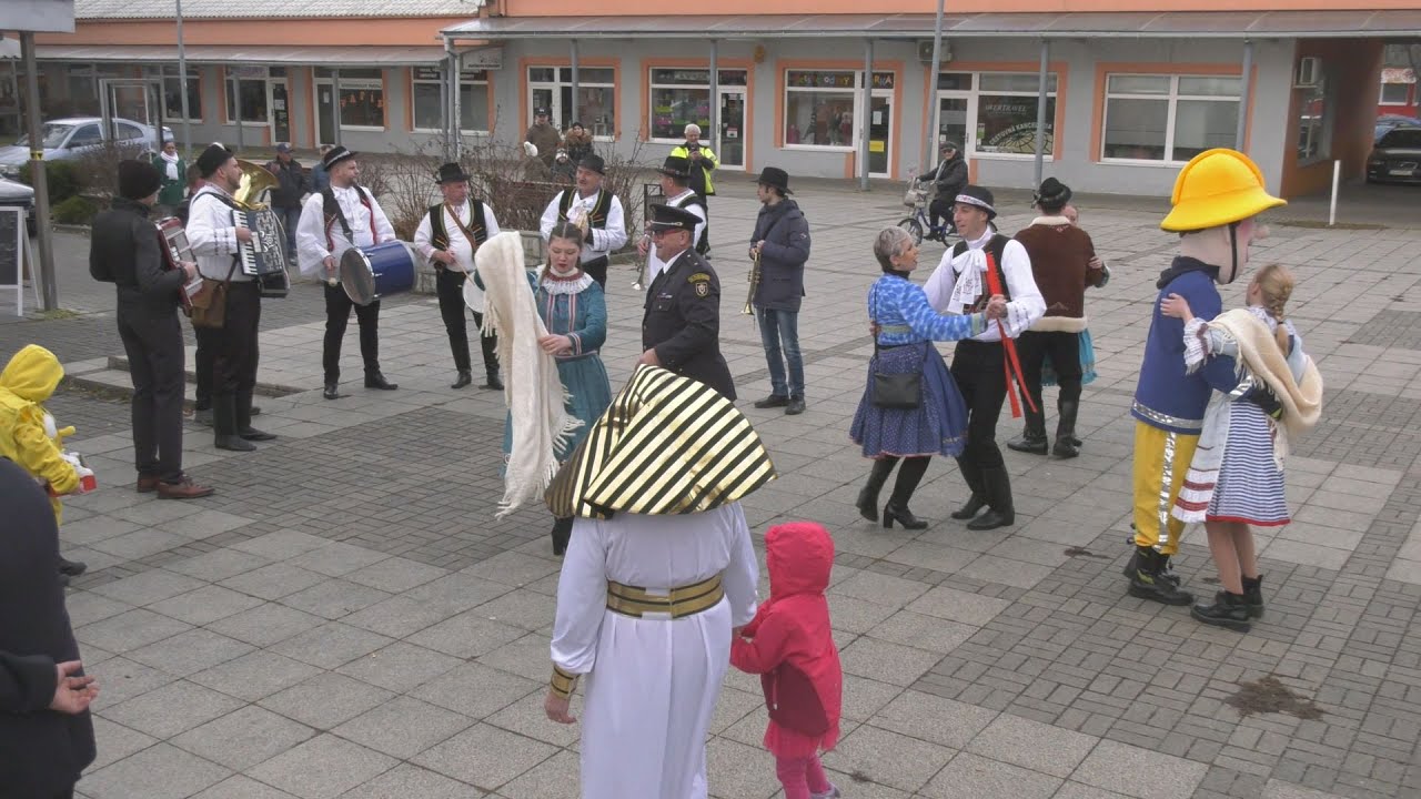 Tradičné fašiangy v Senici