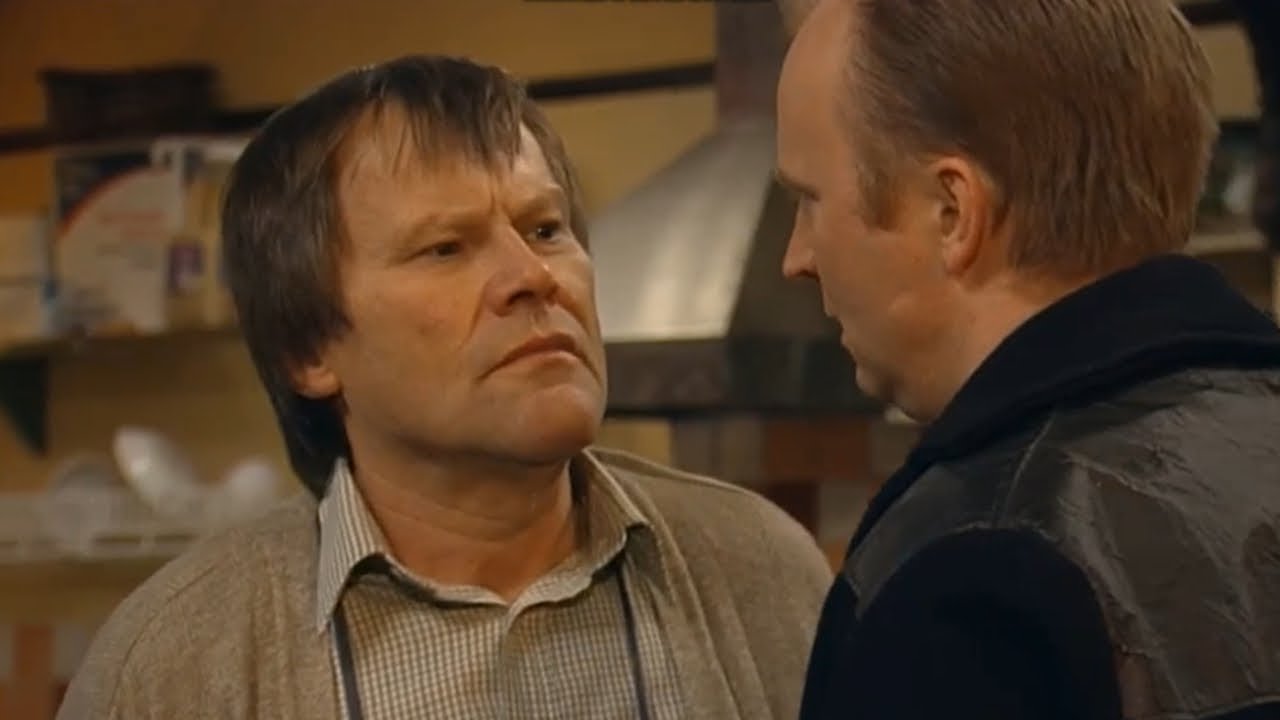 Coronation street - Roy Cropper bullied by Vince storyline