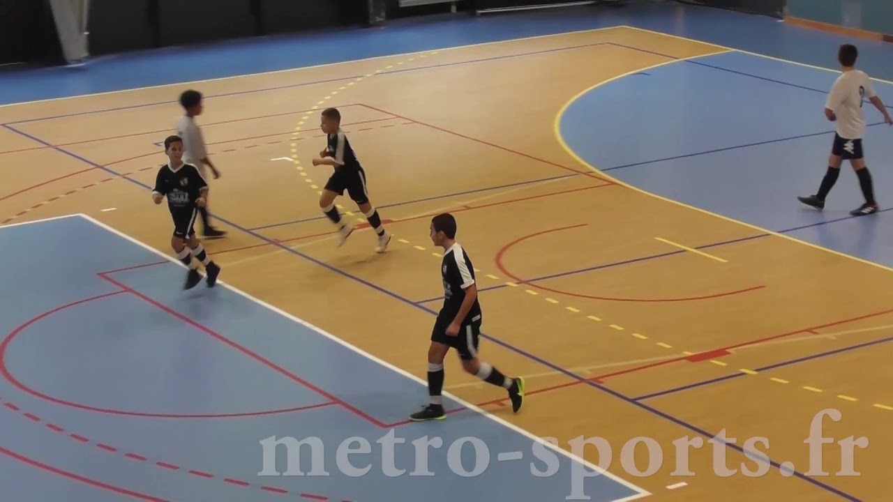 Tournoi de Noël de Deux Rochers FC  : les temps forts des phases finales U12
