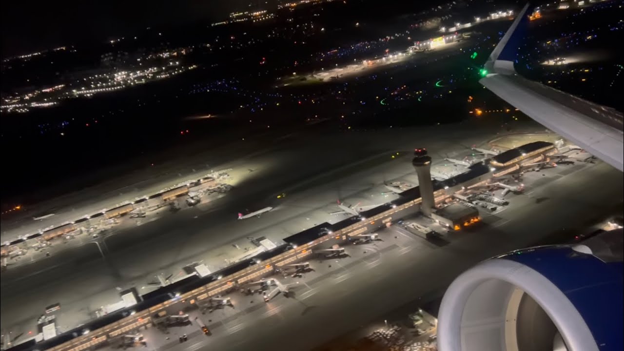 Delta Airbus A321 Pushback, Taxi, and Takeoff from Detroit (DTW)