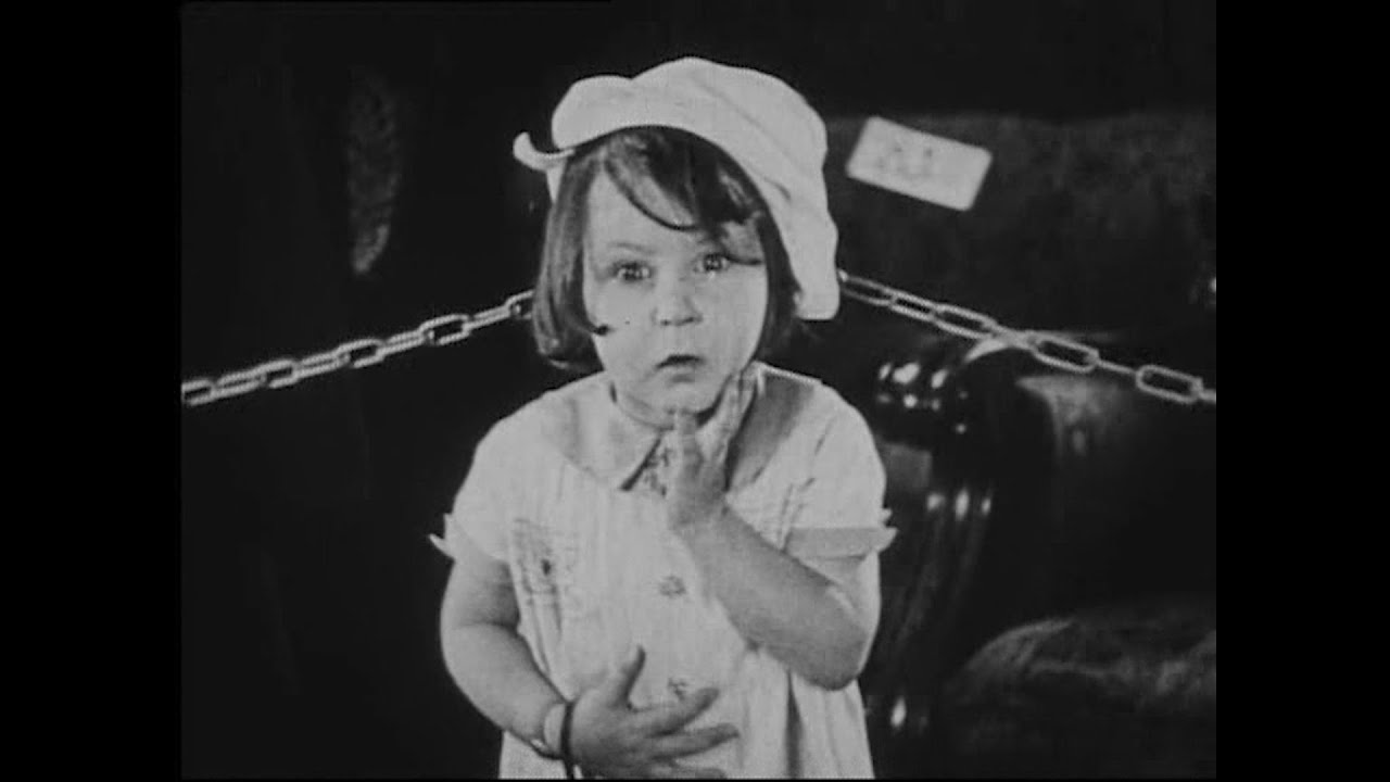 THE BARGAIN HUNT (1928) - The Smith Family