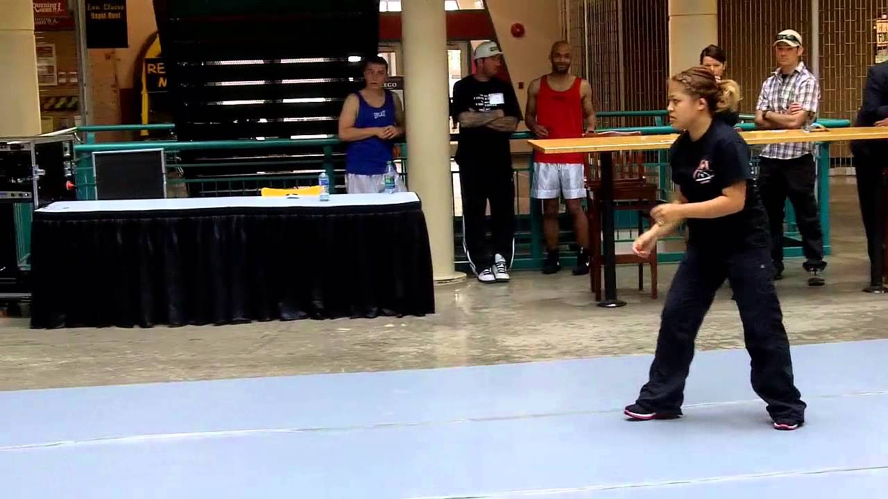 Jeet Kune Do Calgary - Street self defence application by female
