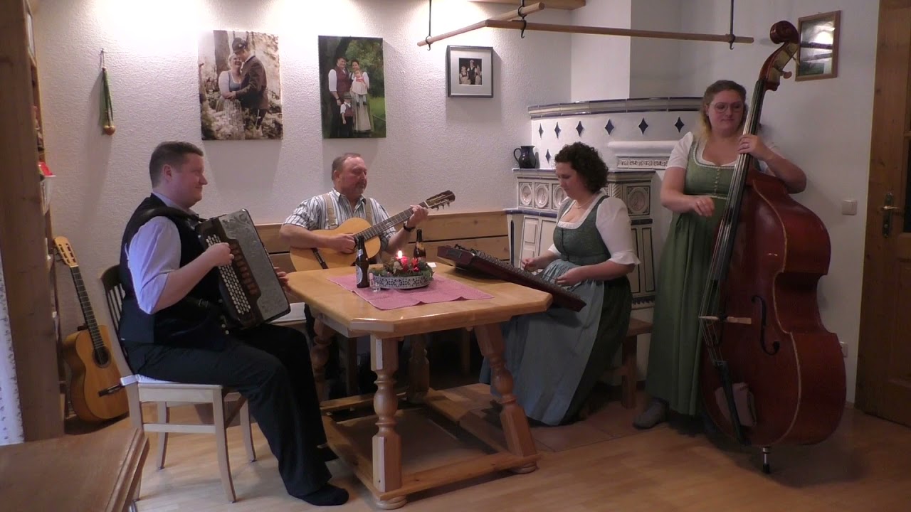 Hallgrafen Hausmusik Goldene Oberkrainerklänge