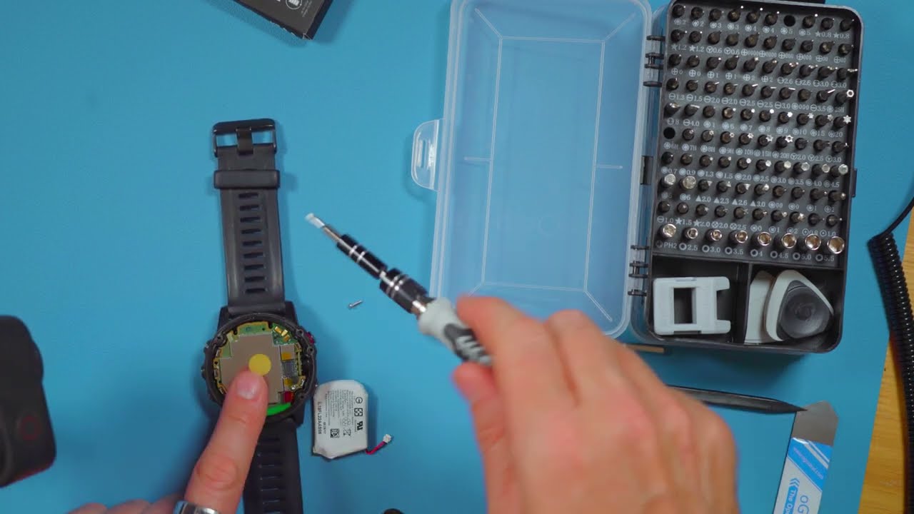 Пошаговая инструкция по замене батареи в Garmin Fenix ​​5X