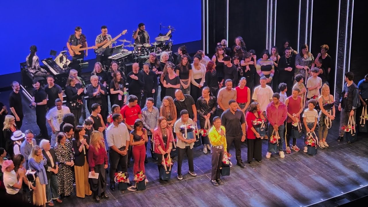 MJ Musical Final Show in London West End. Full Encore, Bows & Speeches.Prince Edward Theatre 28/2/26