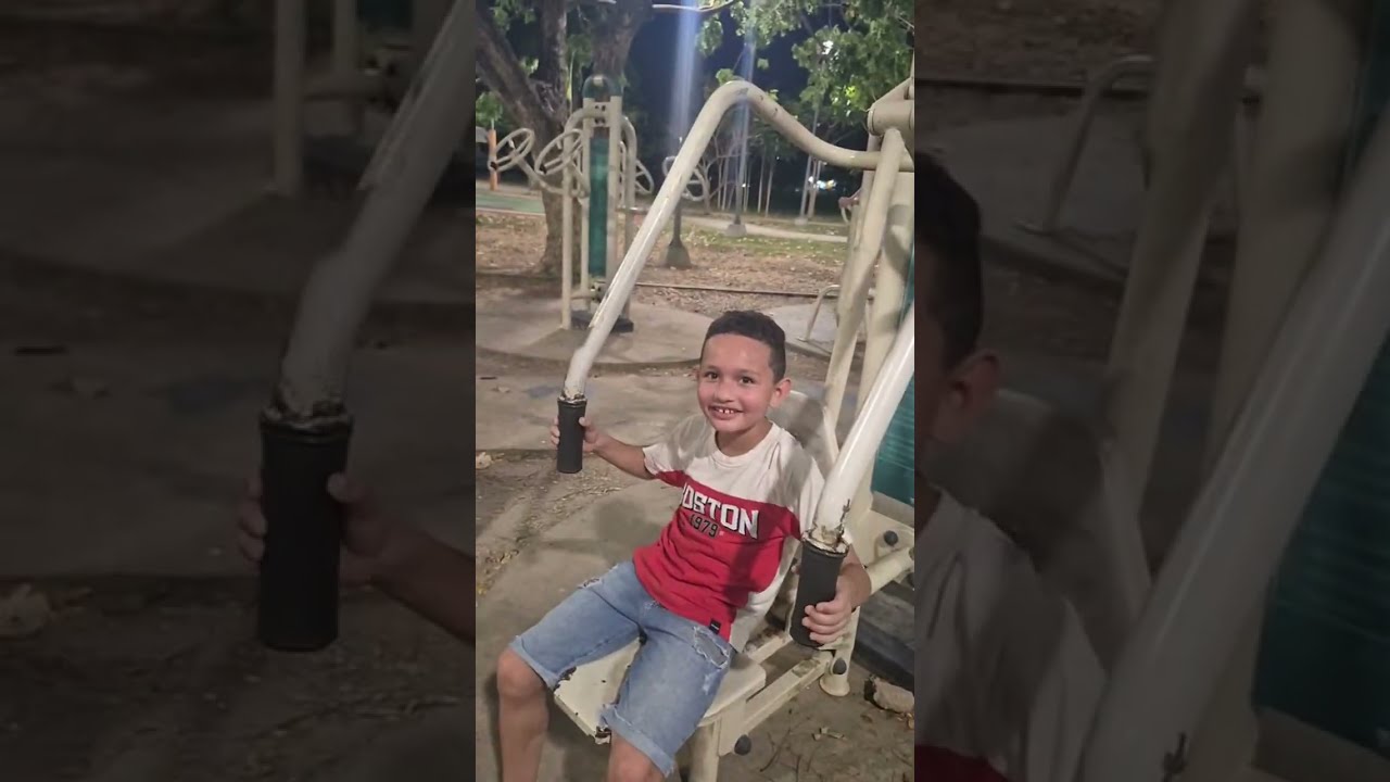 LA FAMILIA VLOGS🎬 está en vivo #fútbol con #paulo y su amigo