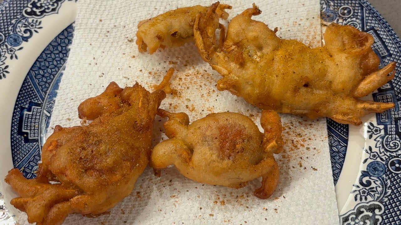 Fried soft shell green crabs