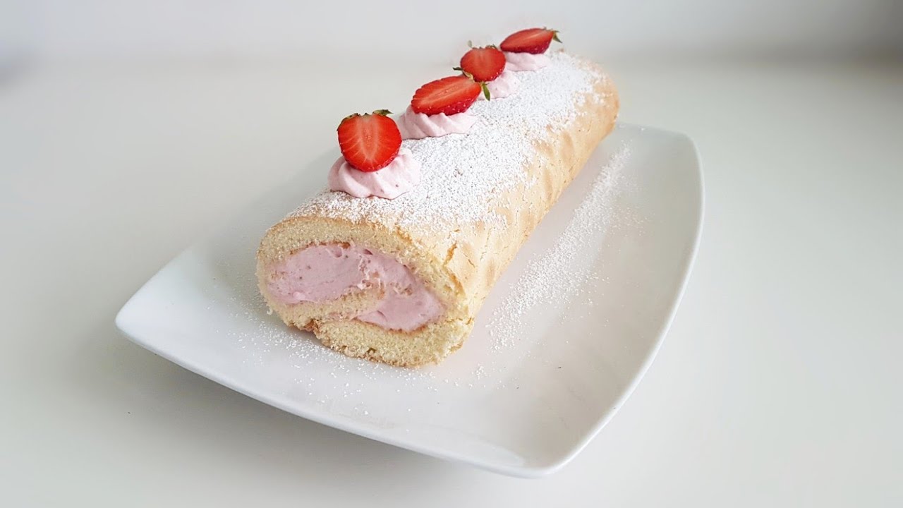 Biskuitrolle mit Erdbeersahne / Swissroll Strawberry