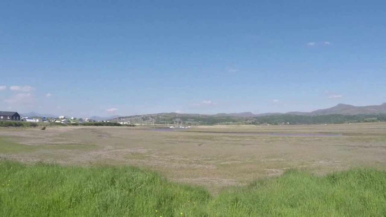 Bank Holiday Weekend Vlog in Shell Island | Landy Vlogs