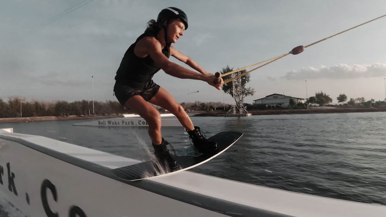 Wakeboarding with 10 time World Champion Julia Rick! Vlog #003