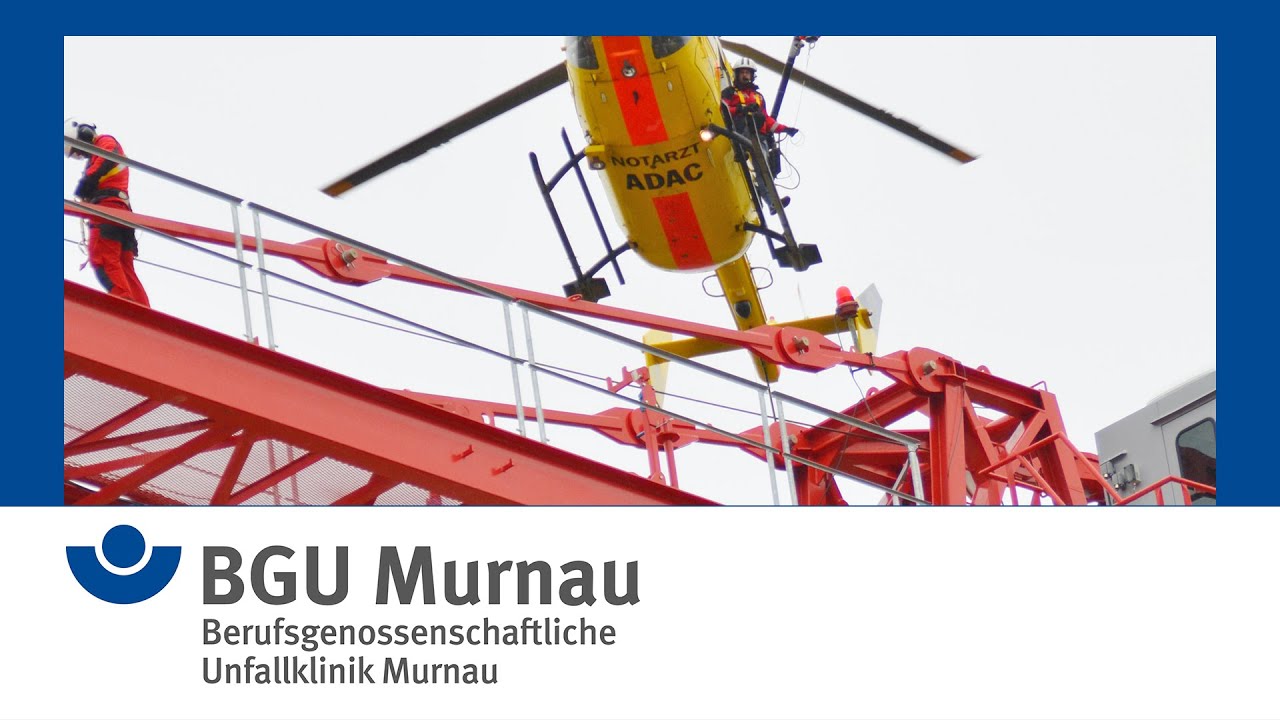 Hubschrauber Baukran Rettungsübung