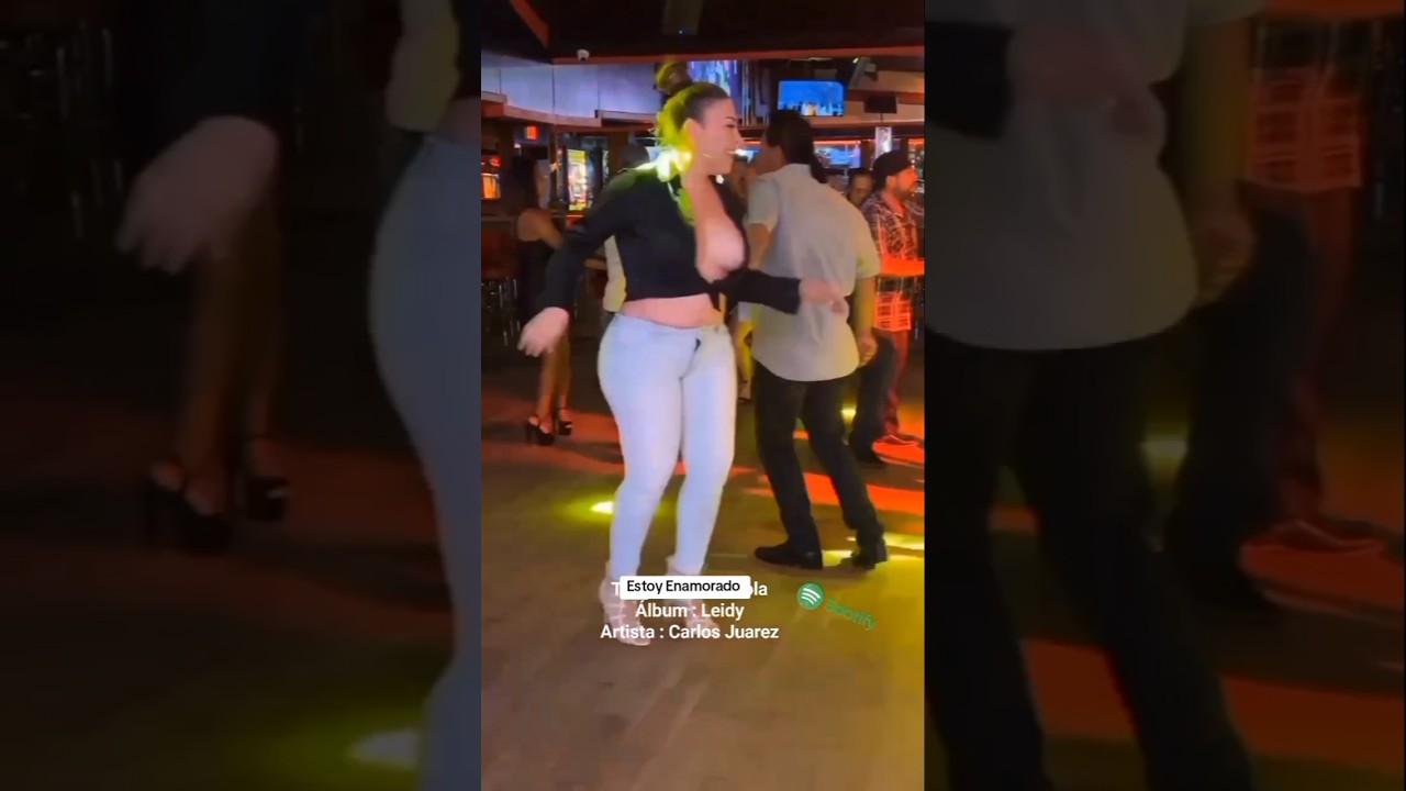 Cumbia remix #cumbia #cumbias #baile #remix #viralshort #viralvideo #viralshorts #reels