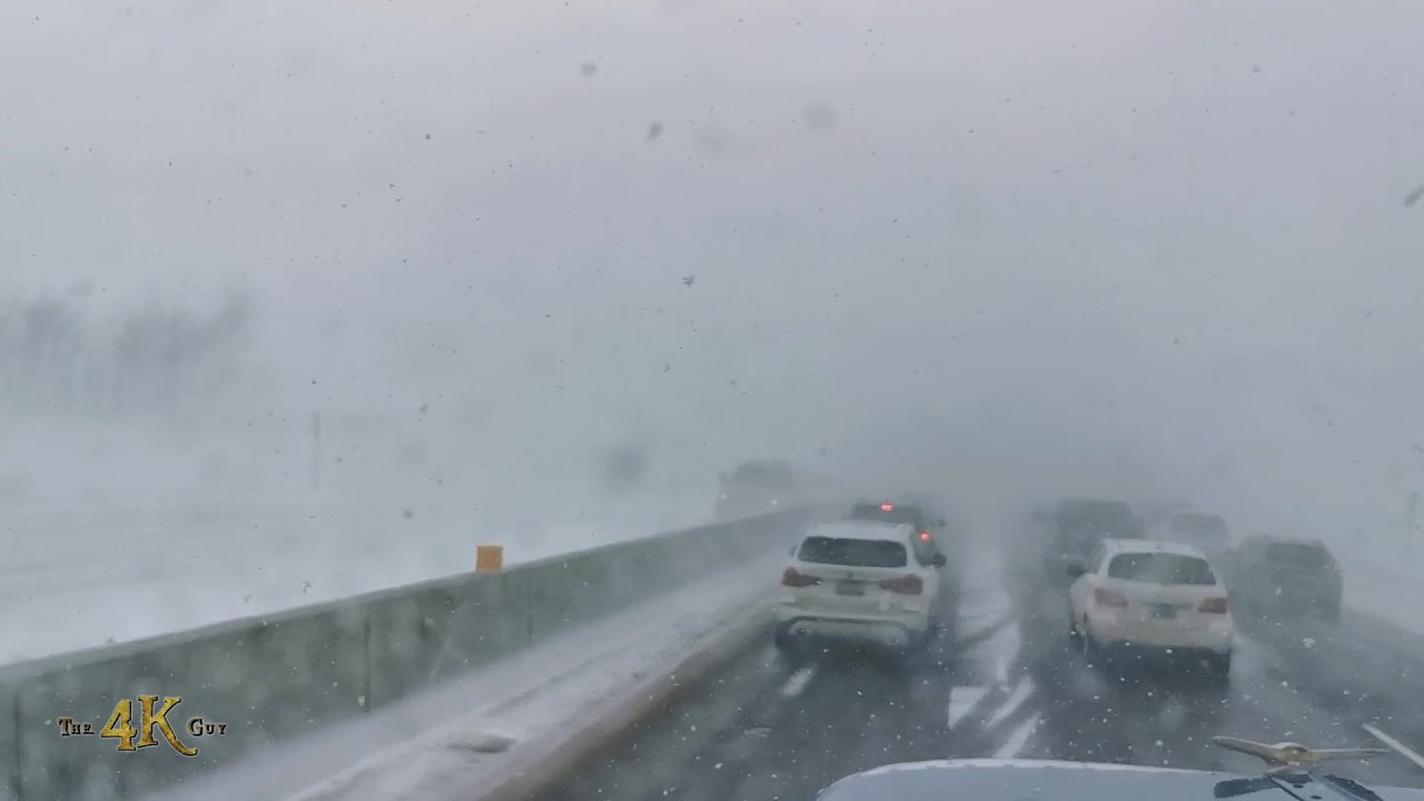 Barrie: Pileup shuts down Highway 400 during snow blizzard 3-1-2021