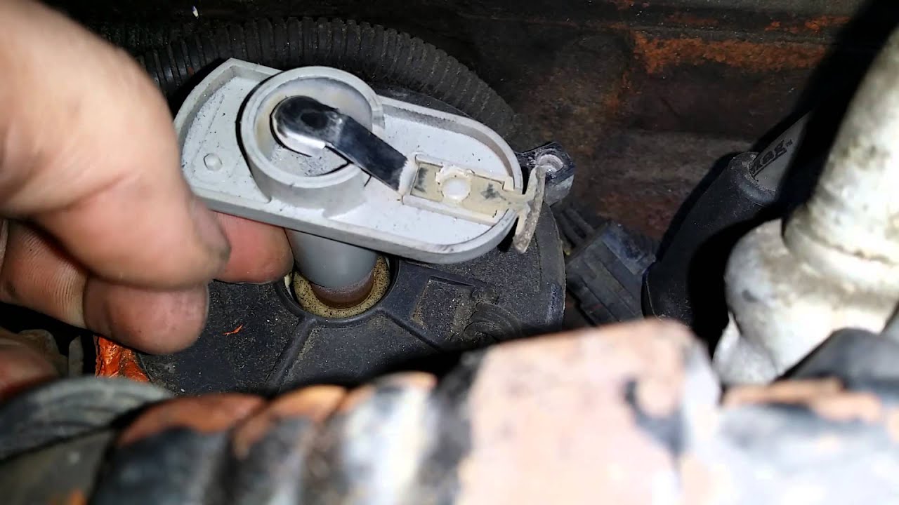 Misfire,backfire wont idle?easy clean cap & rotor