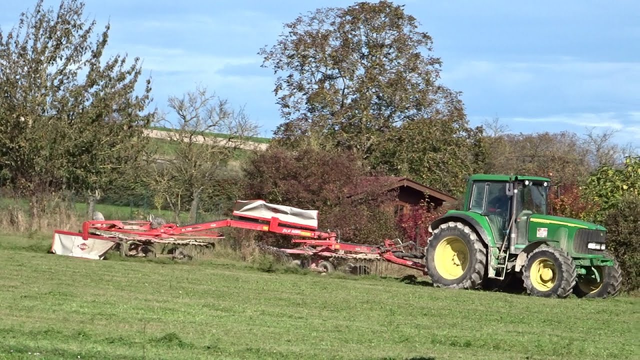 Tracteur et andaineur