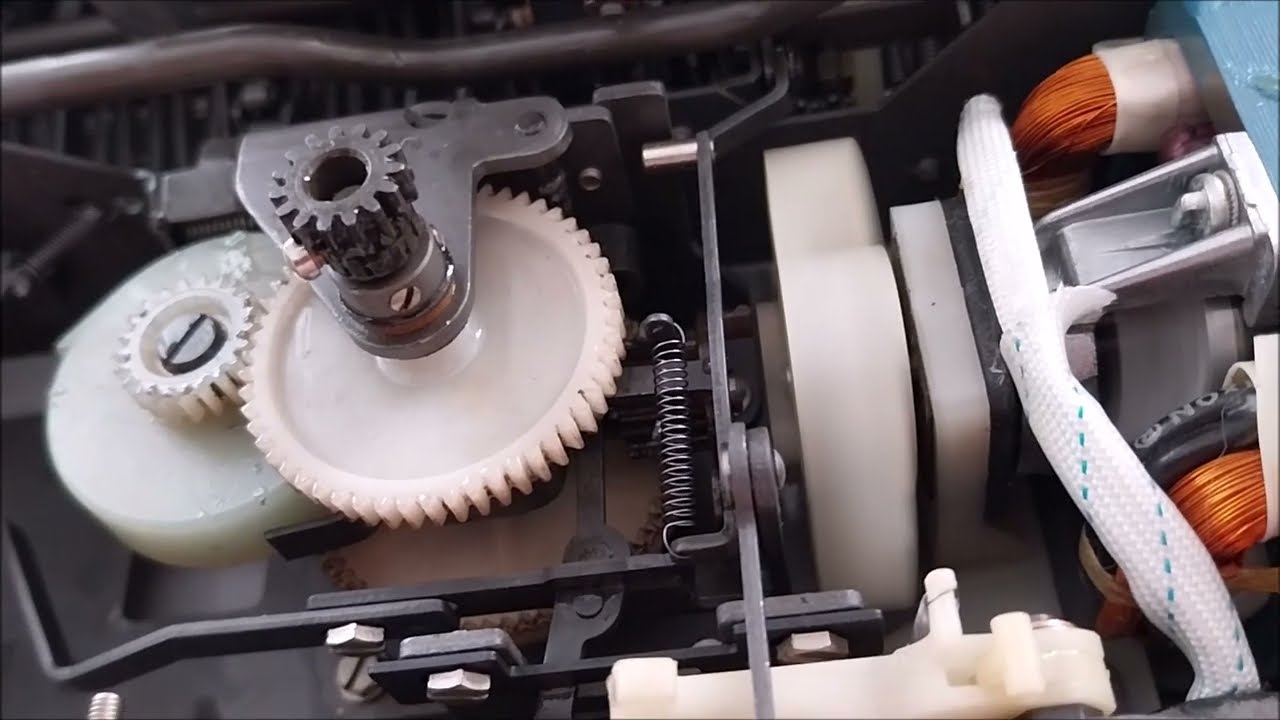 Electric typewriter Olympia report - REFURBISHING