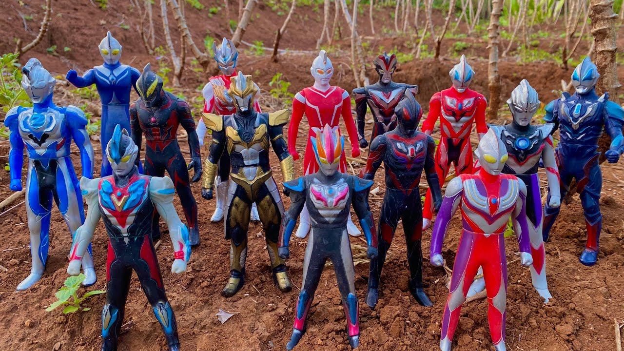 Mencari Mainan Ultraman Zero, Ultraman Ginga, Ultraman Geed, Ultraman Tiga, Ultraman Belial.