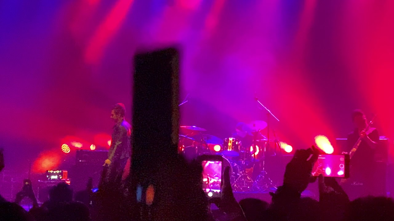 Teoman - Güzel Bir Gün (Baku concert live)