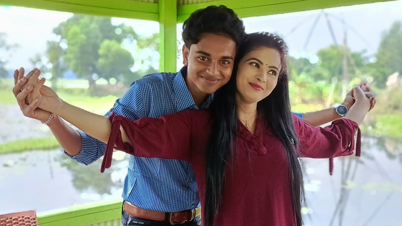 tuhin vai k niye mofiz akhon live