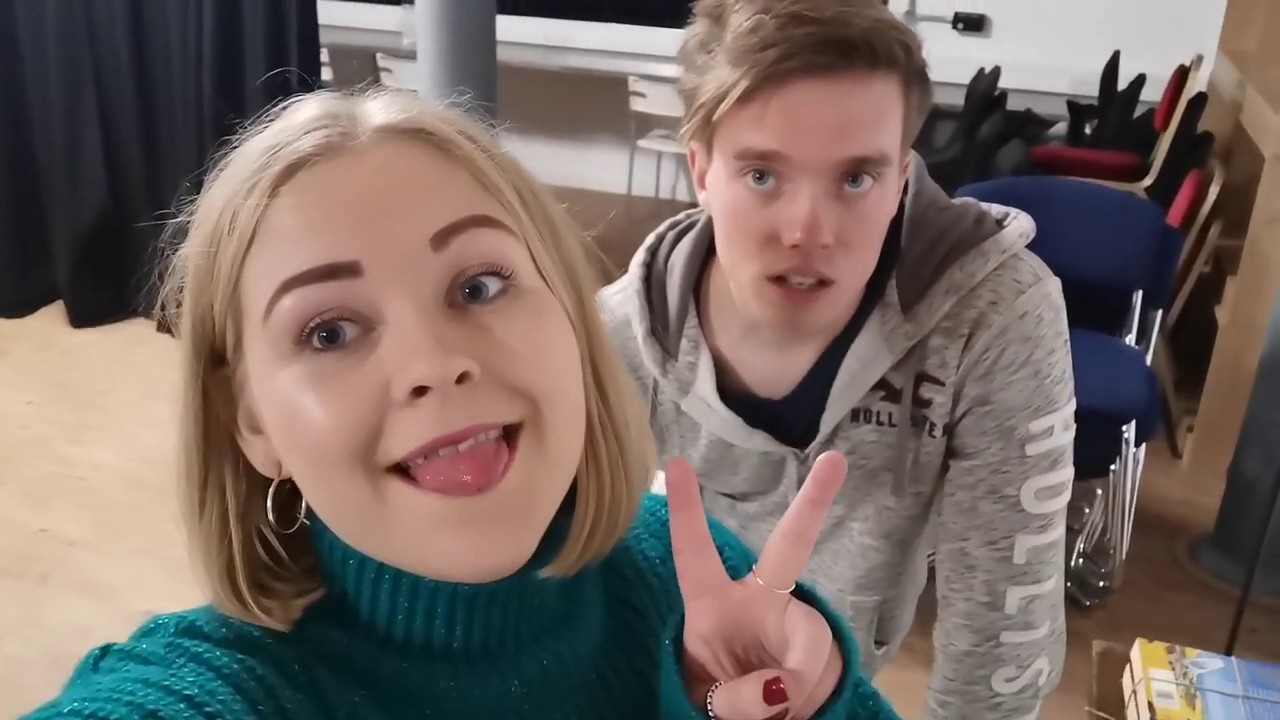 Vlogmas Day 4 - Living With The Enemy