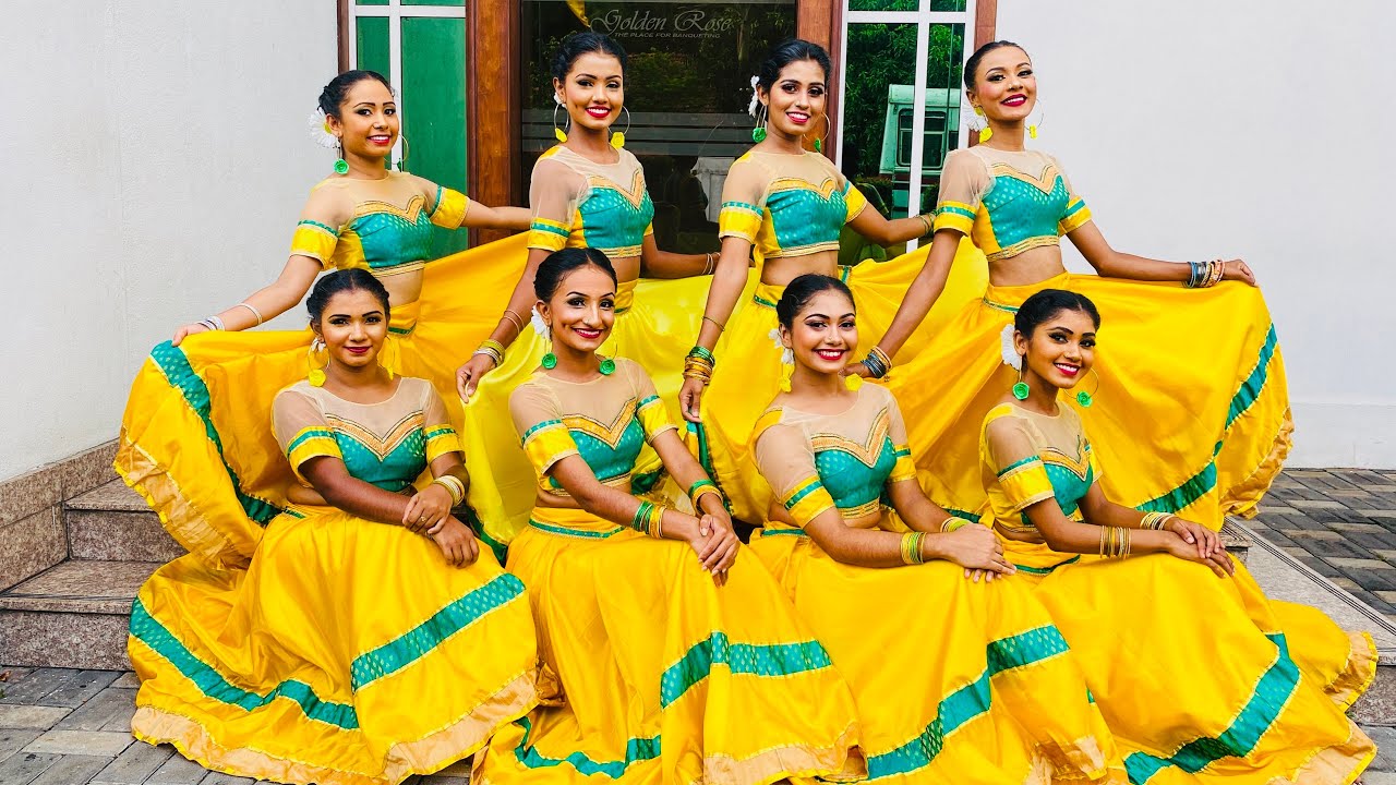 Sinhala lyrical dance 💛 #rusiri #selawenamanasa #Malsiththam