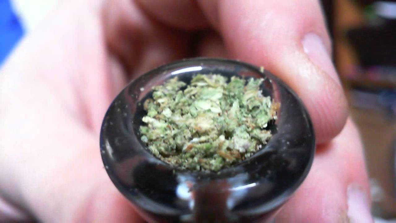 tokin28532 Bong Hit Contest Entry