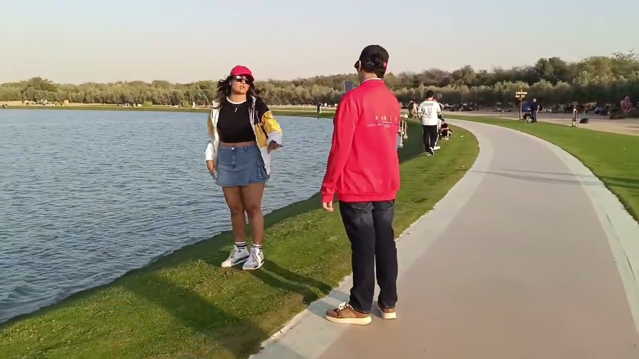 Dubai Love Lake 