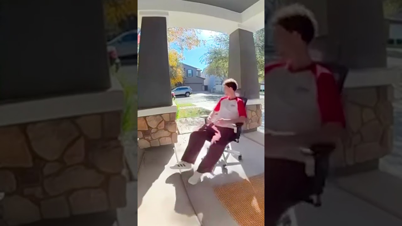 Вот так и должны проходить заказы с крыльца 😂